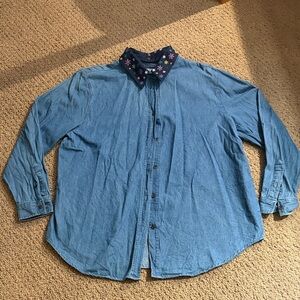 ❄️⛄️ VTG Denim Shirt with Winter Snowflake Collar ⛄️❄️
